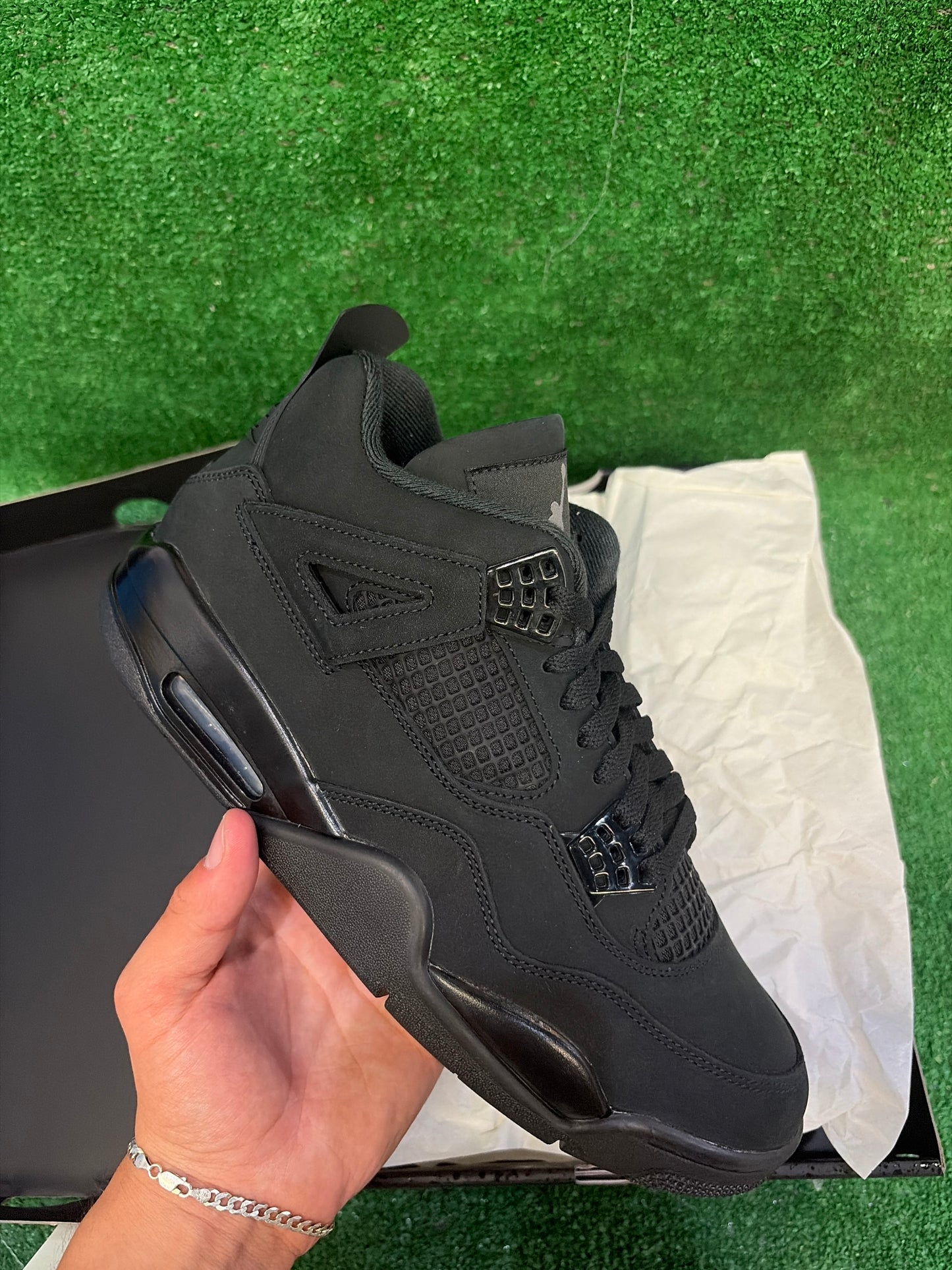 Jordan 4 Black Cat Size 10.5