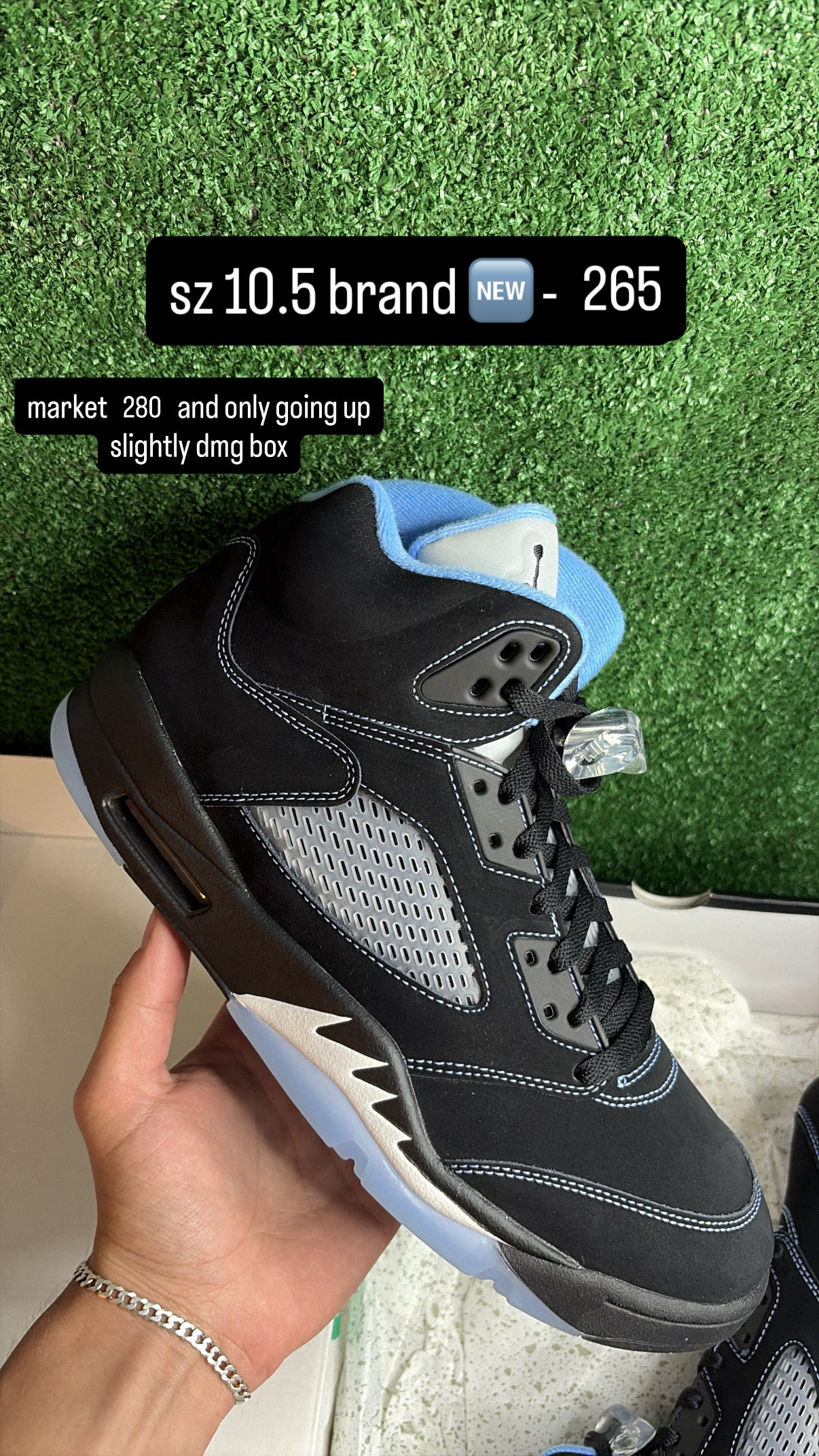 Jordan 5 Black University Blue Size 10.5