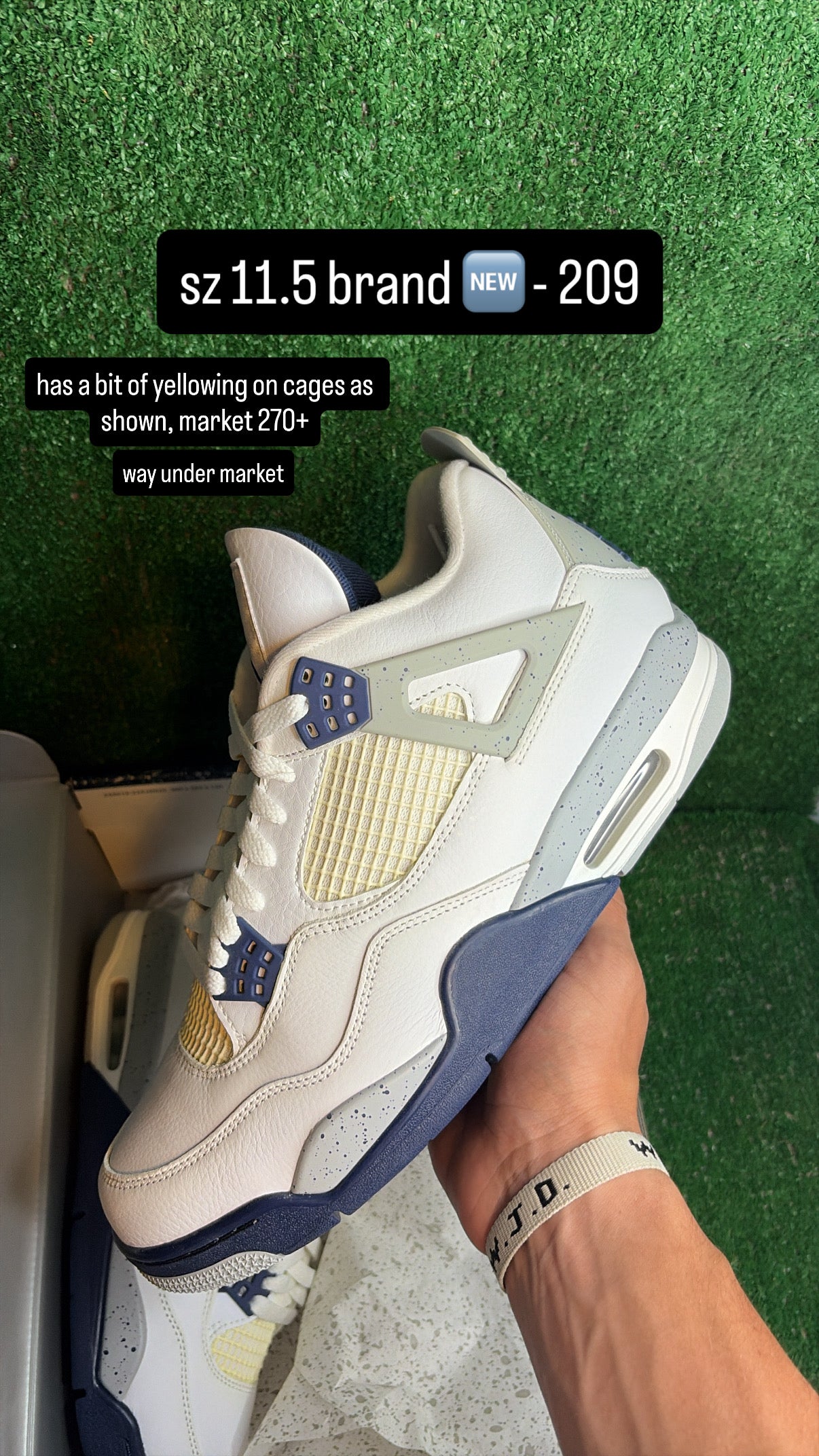 Jordan 4 Midnight Navy Size 11.5