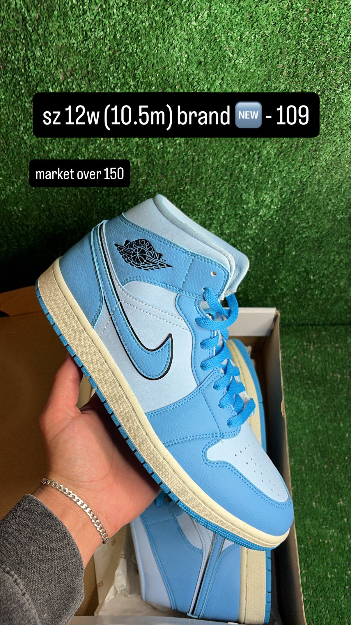 Jordan 1 Mid SE Ice Blue Women’s Size 10.5m