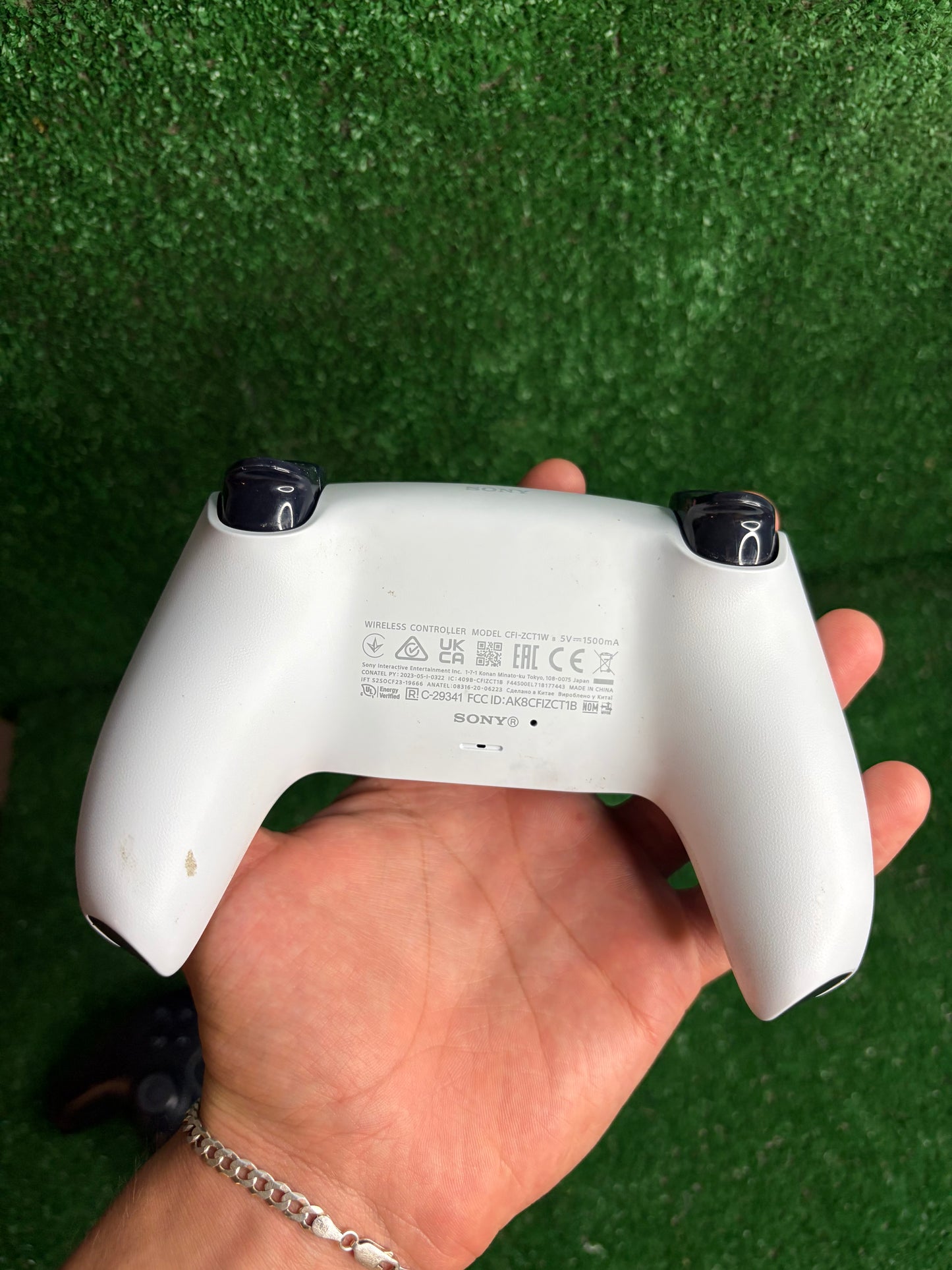 PS5 Controller - White