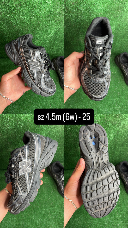 New Balance 530 Black Metallic Silver Size 4.5 (6w)