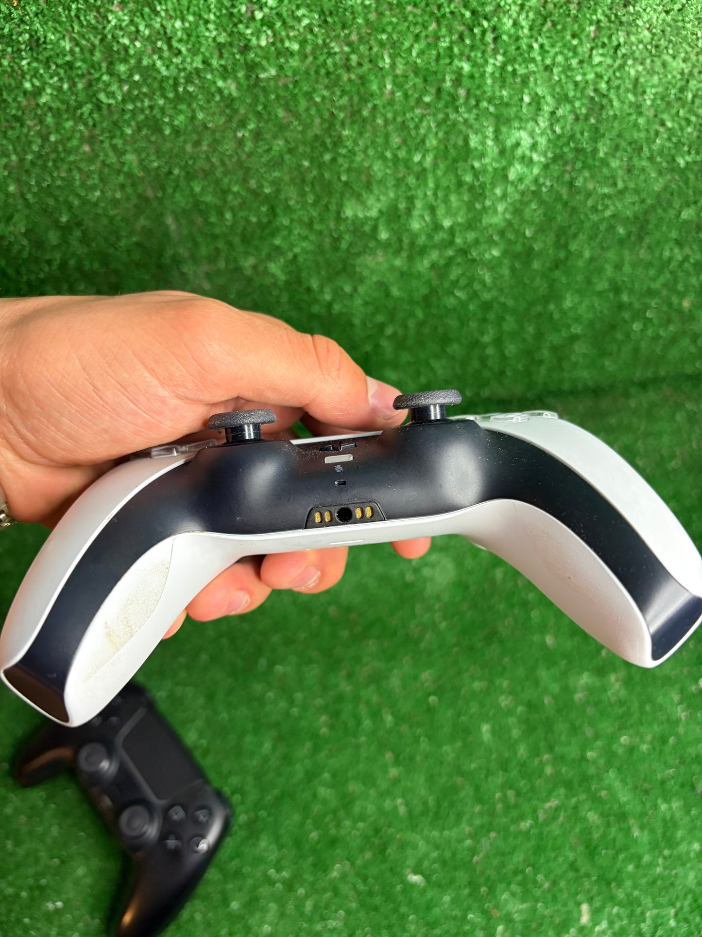 PS5 Controller - White