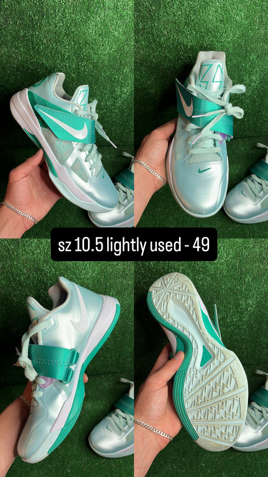 KD 4 Easter Size 10.5