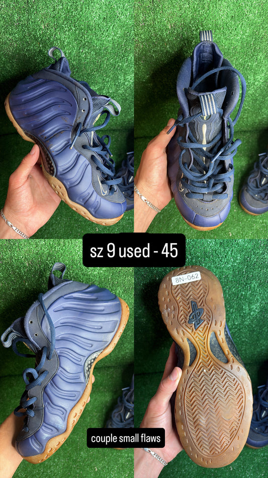 Nike Foamposite Midnight Navy Gum Size 9