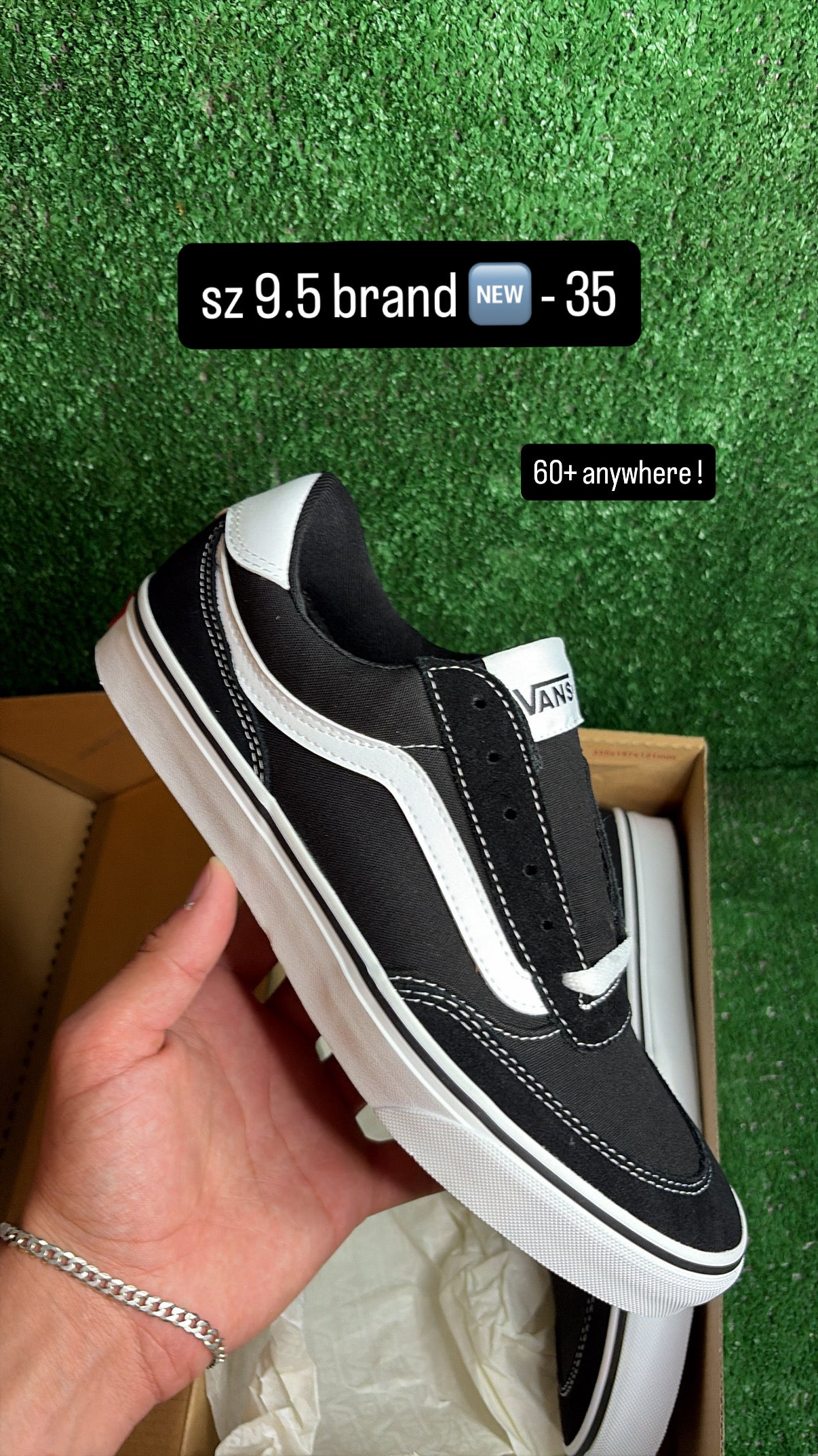Vans Brooklyn LS Black Lows Size 9.5