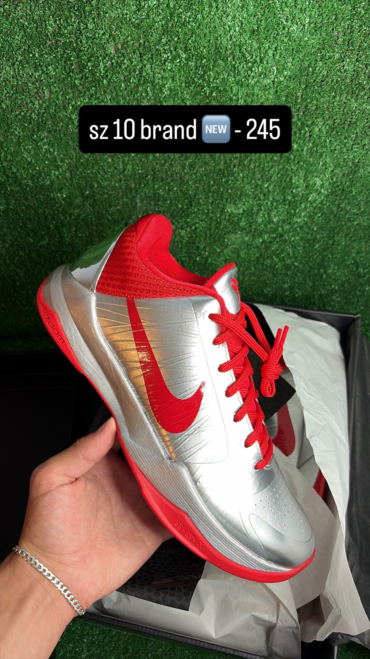 Kobe 5 Protro Caitlin Clark Rookie of the Year Size 10
