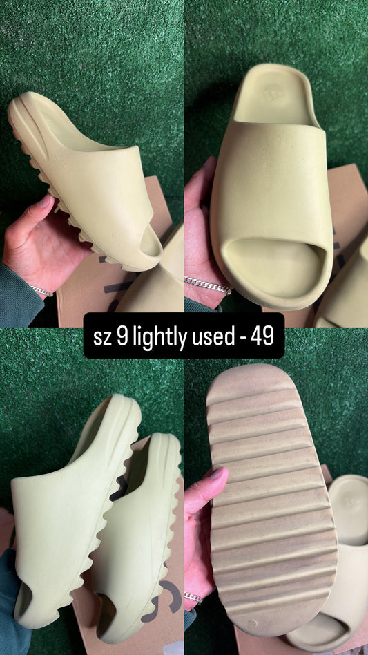 Yeezy Slide Resin Size 9