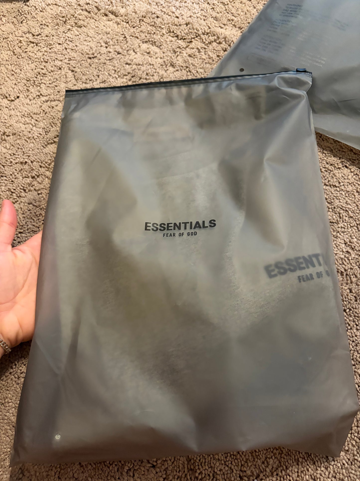 Essentials Fear of God T-Shirt Dark Oatmeal (Fit big)