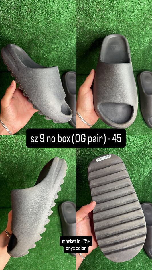 Adidas Yeezy Slide Onyx Size 9