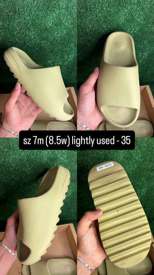 Adidas Yeezy Slide Resin Size 7m (8.5w)