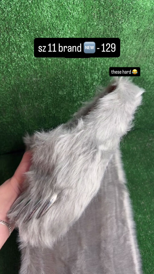Bravest Studio Bear Claw Grey Size 11